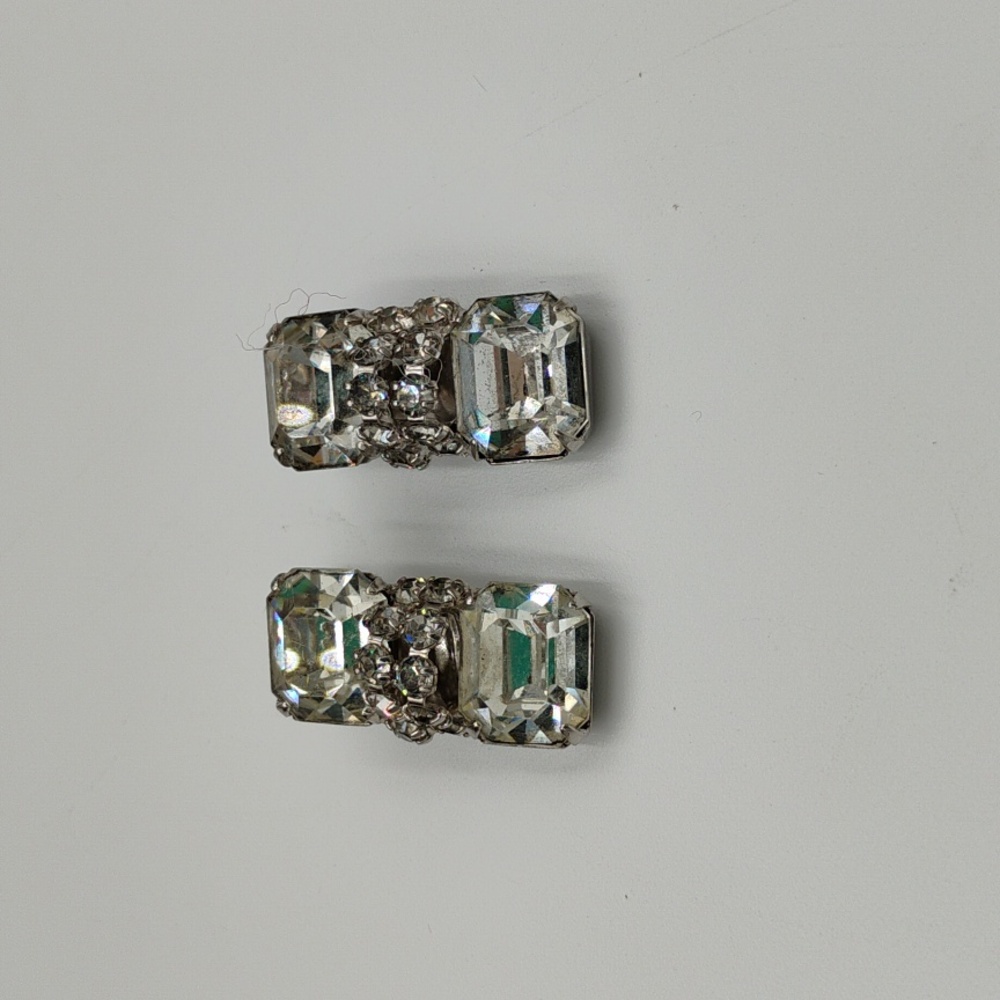 Weiss Clear Clip-on Earrings